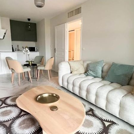 Beautiful Apartment Design Next To The Sea Antibes Eksteriør billede