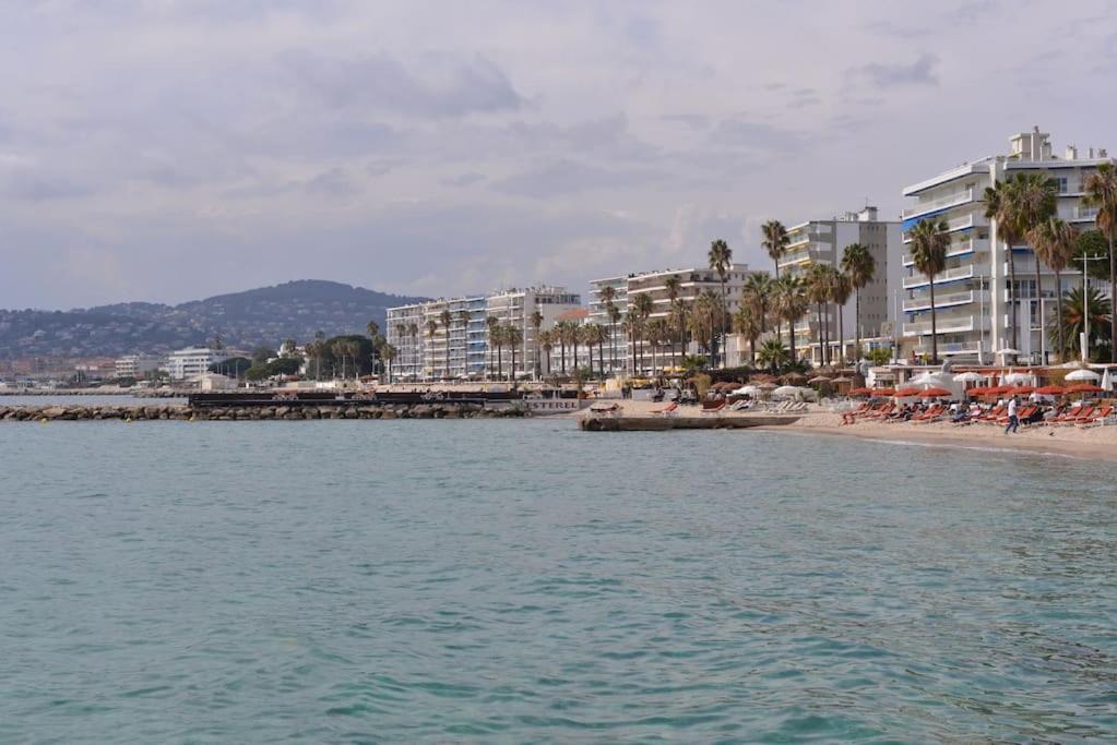 Beautiful Apartment Design Next To The Sea Antibes Eksteriør billede